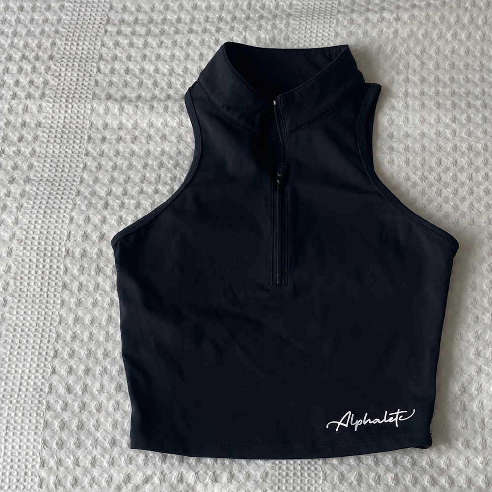 Alphalete Women's Black Zip-Up Crop Top